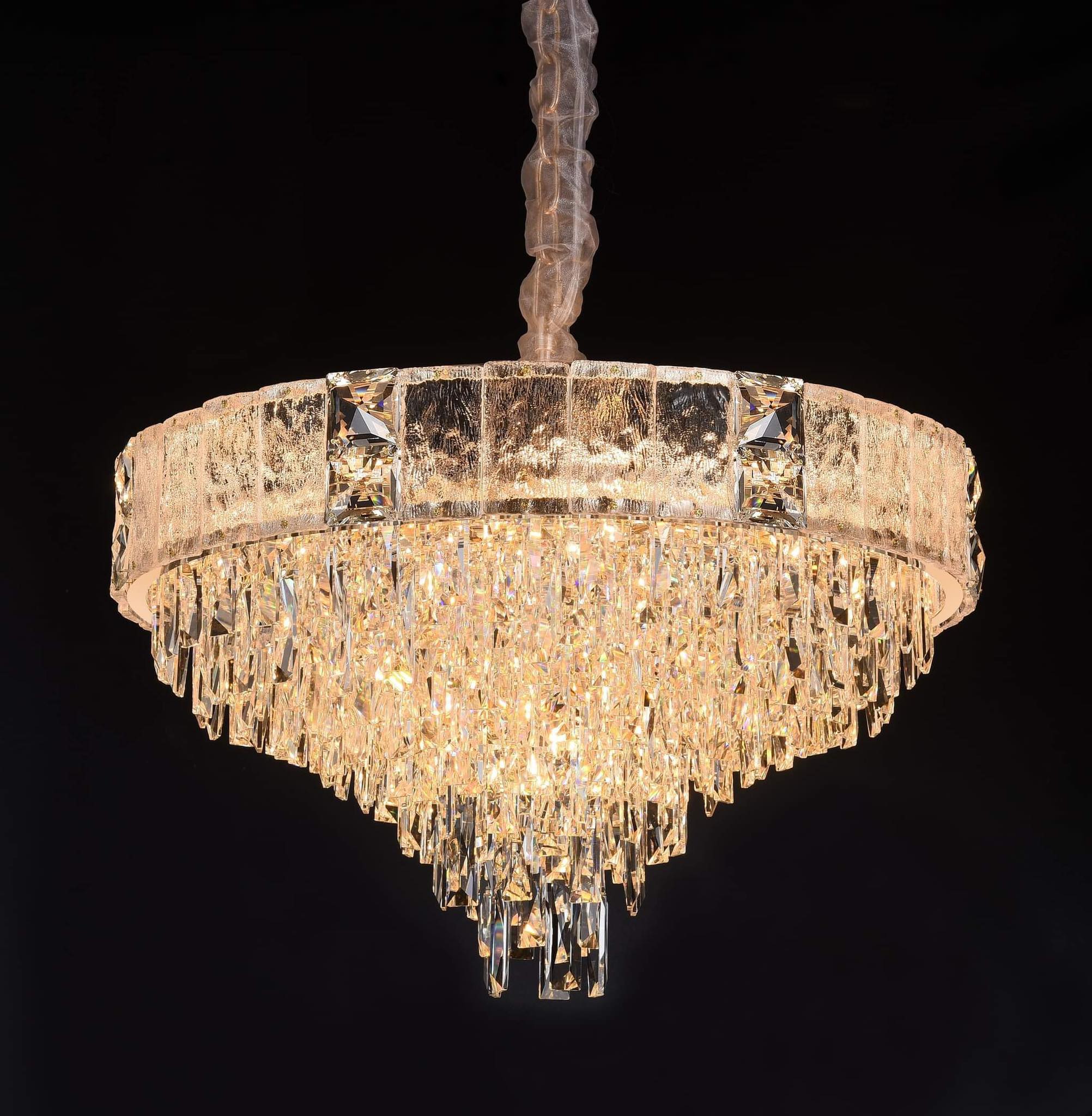 ĐÈN TRANG TRÍ THẢ PHA LÊ K9 CAO CẤP 326T1000 Thành Đạt